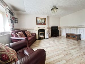 Lounge- click for photo gallery
